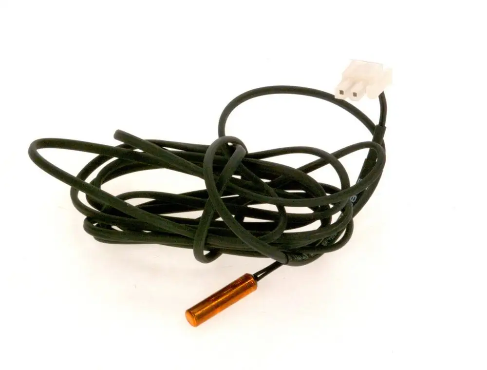Temperatursensor mit schwarzem Kabel und orangefarbener Spitze, geeignet für Anwendungen von Bosch. Der Sensor ist aufgewickelt und hat einen elektrischen Anschlussstecker.